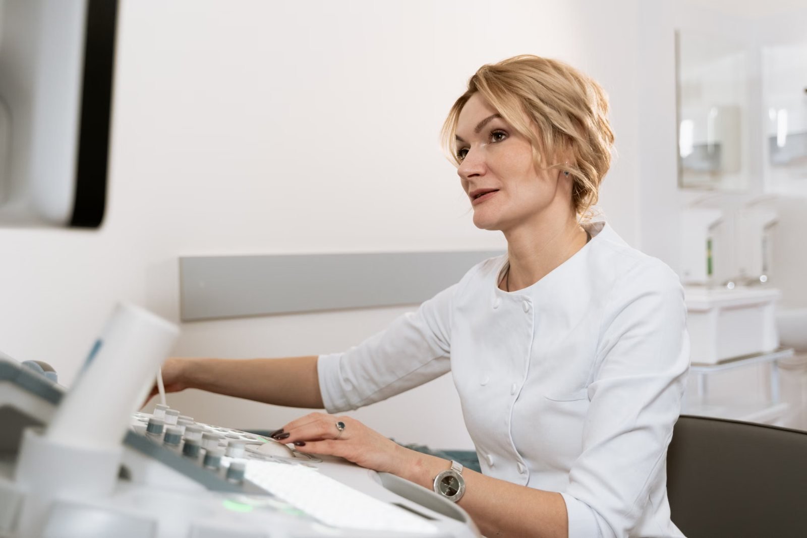Ultrasound at a private imaging clinic in Bath