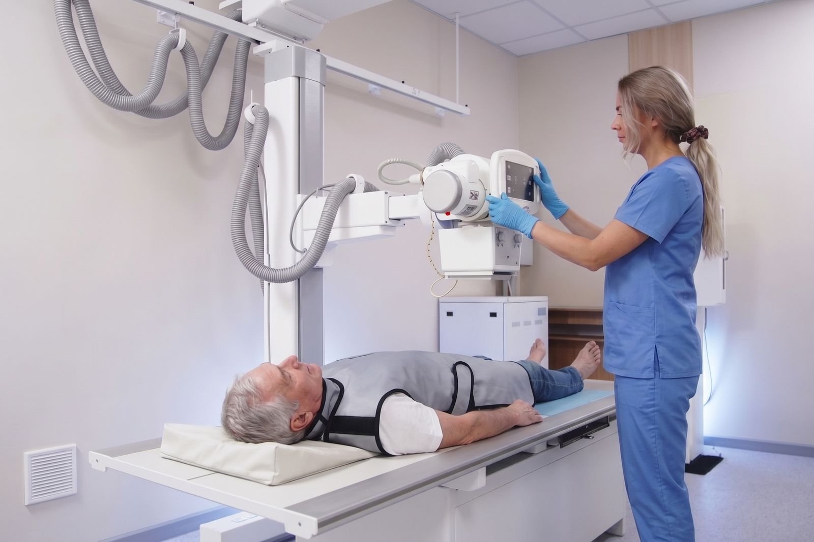 X-ray at a private imaging clinic in Cheltenham